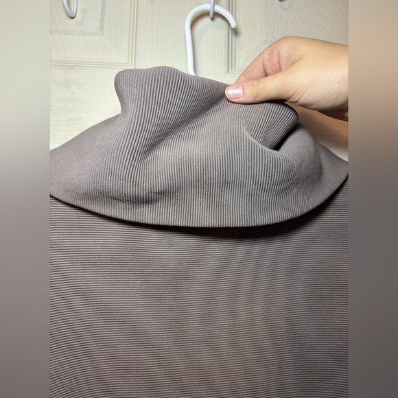 Varley Milton Sweater - Picture 6 of 15